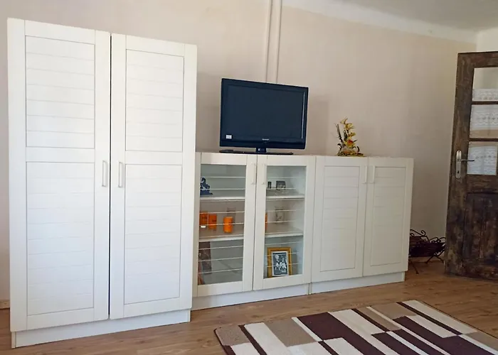 Ket Kerek Vendeghaz *