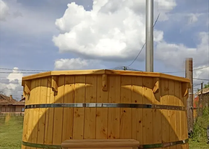 Ket Kerek Vendeghaz * Patvarc